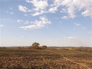 5.1 ha Land available in Donkerhoek