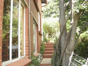 1 Bed Garden Cottage in Kensington