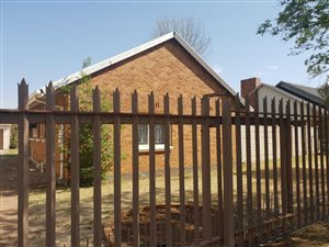 3 Bed House in Nigel Central