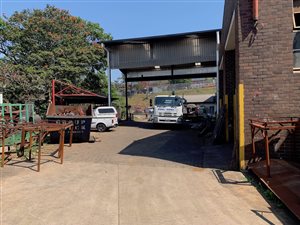 4475 m² Industrial space in Pinetown Central