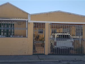 4 Bed House in Westridge