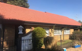 3 Bedroom House in Lodeyko