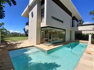 5 Bed House in Zinkwazi Beach