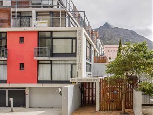 1 Bedroom Apartment in Observatory