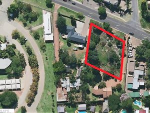 1900 m² Land available in Moreleta Park