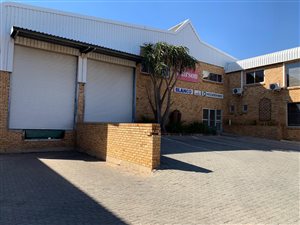 1100 m² Industrial space in Laser Park
