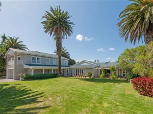 6 Bed House in Eastcliff
