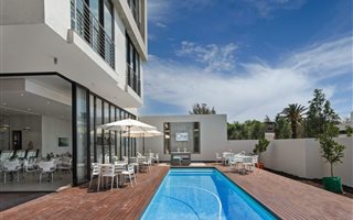 2 Bedroom Apartment in Hyde Park