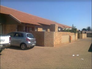 2 Bed Townhouse in Middelburg