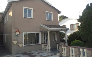 3 Bedroom House in Crossmoor