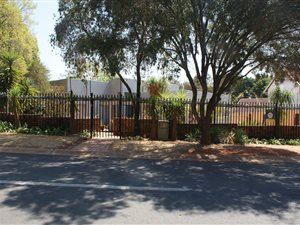 4 Bed House in Monument Park