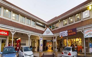 65 m² Commercial space in Fish Hoek