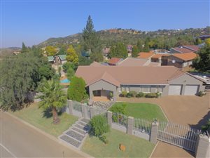 3 Bed House in Glenvista