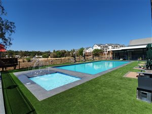 1 Bed Apartment in Linbro Park