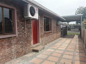 1 Bed Garden Cottage in Veld En Vlei