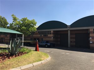 390 m² Commercial space in Selby