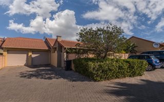 3 Bedroom Townhouse in Willow Park Manor