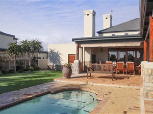 3 Bed House in Atlantic Beach