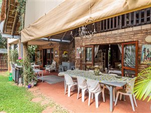 4 Bed House in Val de Grace