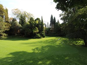 1500 m² Land available in Bryanston