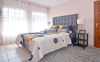 2 Bedroom House in Clayville