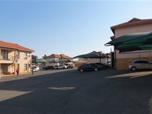 2 Bed Apartment in Grobler Park