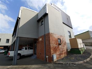 414 m² Industrial space in Red Hill