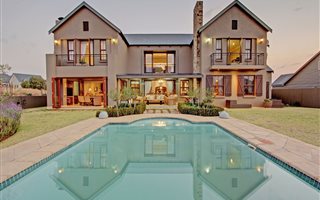 4 Bedroom House in Boschkop