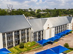2 Bed Apartment in Rivonia