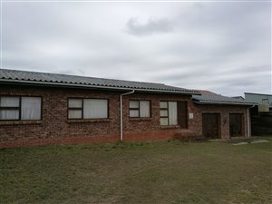 3 Bed House in Oyster Bay