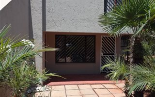 1 Bedroom Townhouse in Bruma