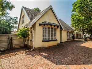 3 Bed House in Crystal Park