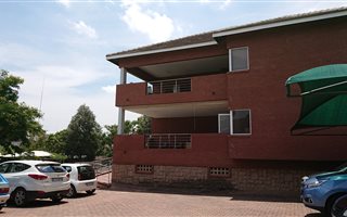105 m² Office Space in Fourways