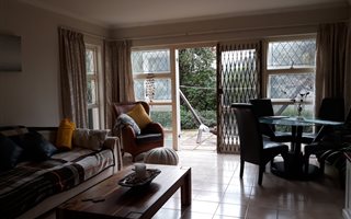 3 Bedroom House in Lakeside