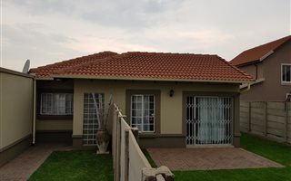 3 Bedroom Cluster in Eveleigh