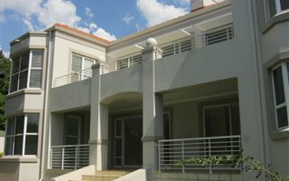4 Bedroom House in Waterkloof