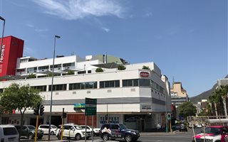 476 m² Retail Space in Cape Town City Centre