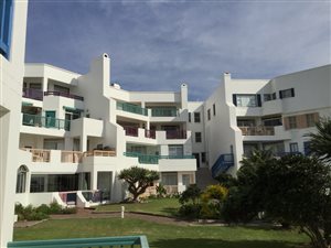 3 Bed Apartment in Summerstrand