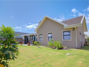 3 Bed House in Kraaibosch