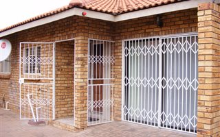 3 Bedroom Townhouse in Cullinan and Surrounds