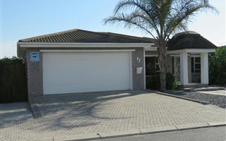 4 Bedroom House in Haasendal