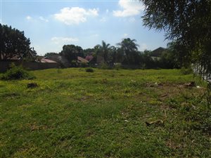 1100 m² Land available in Bo Dorp