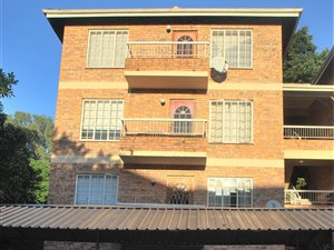 2 Bed Apartment in Clarendon
