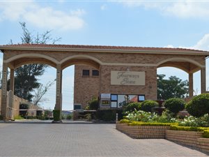 3 Bed House in Maroeladal