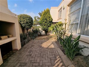 3 Bed Townhouse in Radiokop