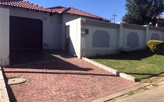 3 Bedroom House in Cosmo City