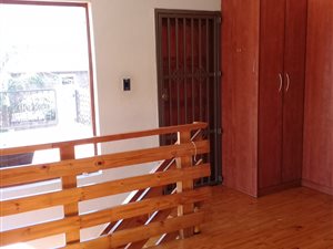 3 Bed Apartment in Meyersdal