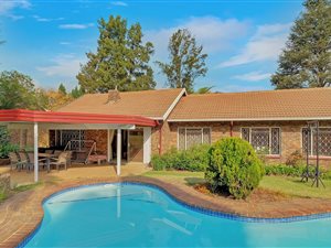 4 Bed House in Sunninghill