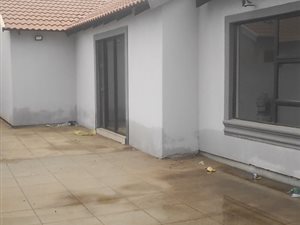 3 Bed House in Golden Gardens
