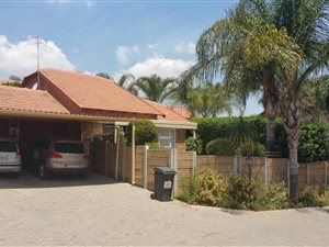 2 Bed Duplex in Honeydew Ridge